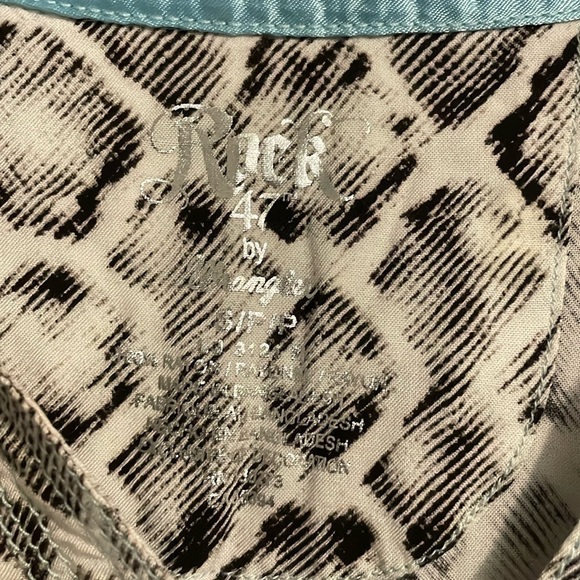 Snake print button up - Picture 4 of 4